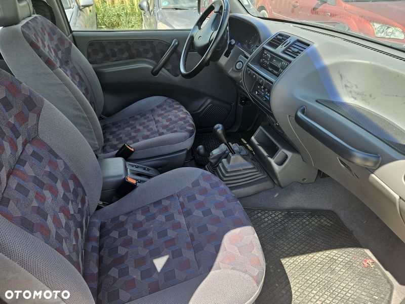 Ford Maverick 2.4 - 5