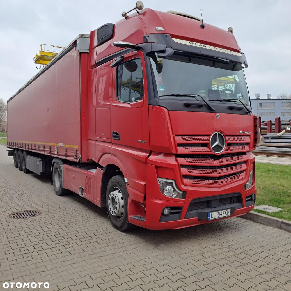 Mercedes-Benz Actros - 2