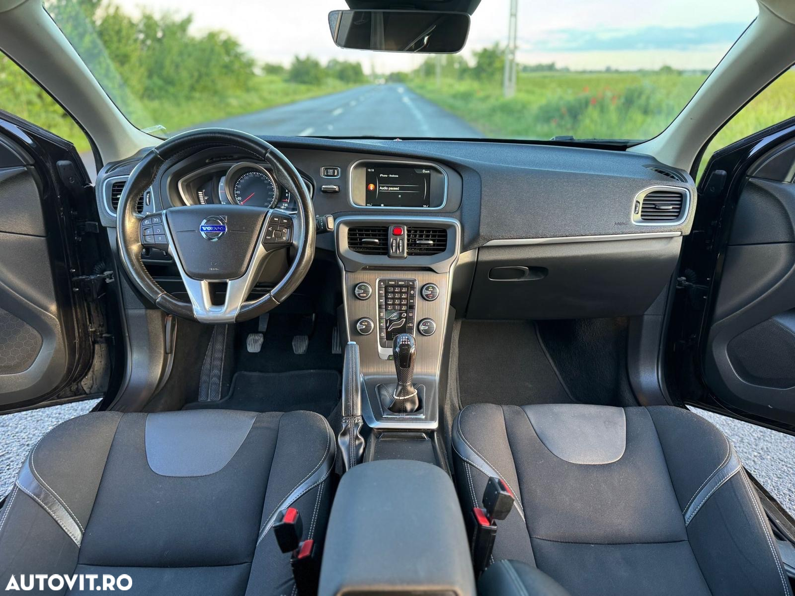 Volvo V40 D2 Summum - 6