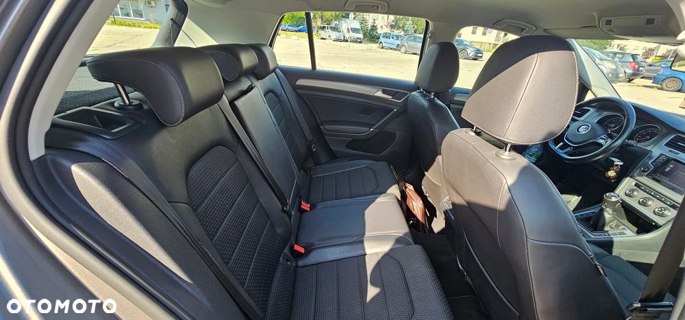 Volkswagen Golf 1.6 TDI BlueMotion Trendline - 39