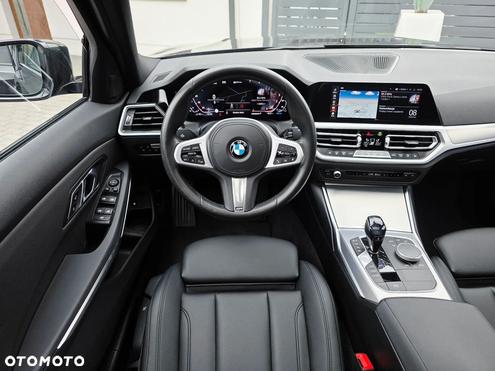 BMW Seria 3 330e Sport Line - 25