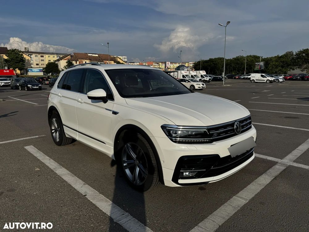 Volkswagen Tiguan - 2