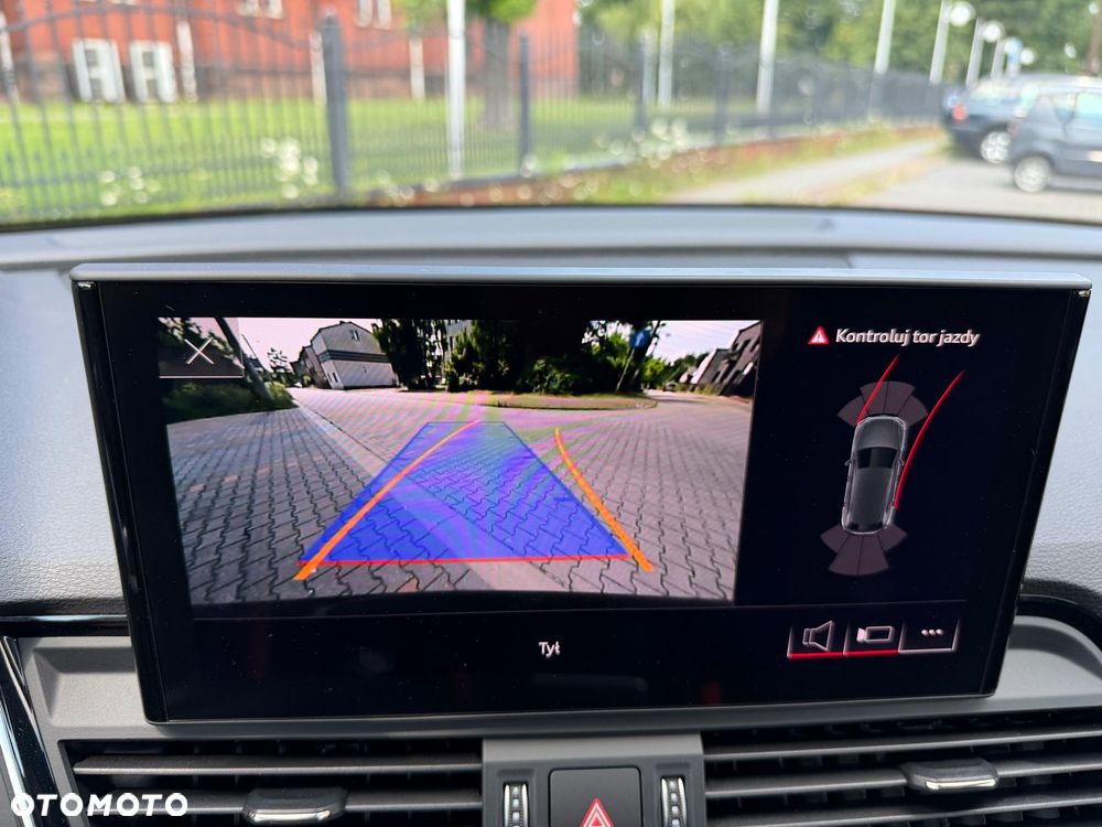Audi Q5 55 TFSIe quattro S tronic S line - 24
