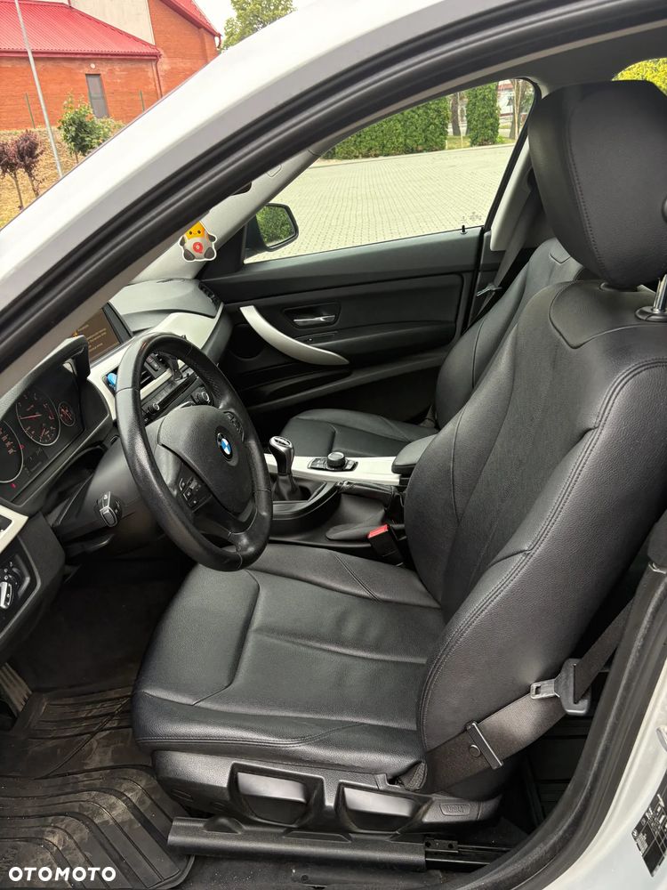 BMW Seria 3 318d - 7