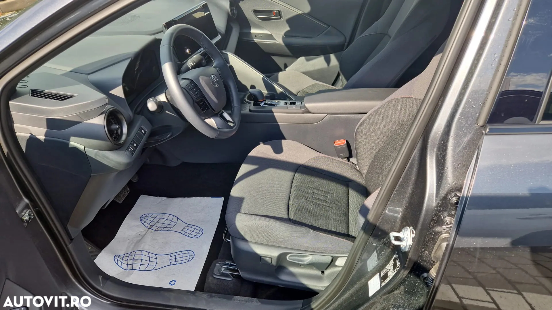 Toyota C-HR - 9