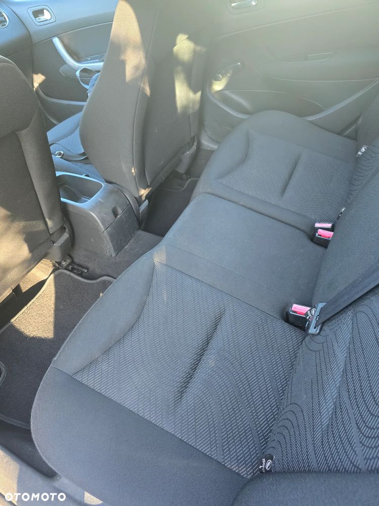 Peugeot 308 - 5