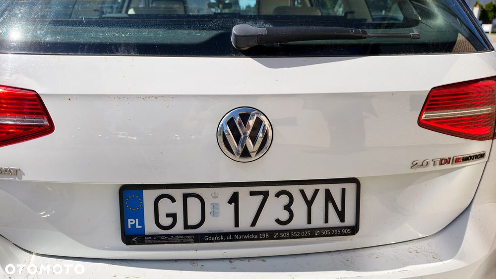 Volkswagen Passat 2.0 TDI BMT 4Mot Highline DSG - 16
