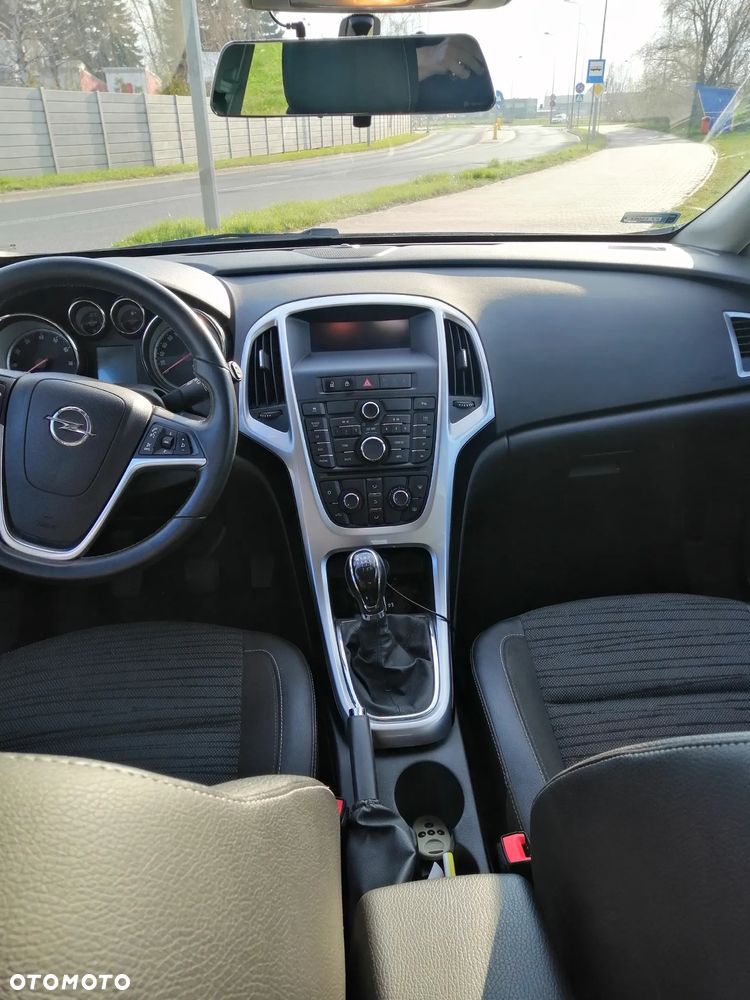 Opel Astra 1.4 Turbo Style - 14