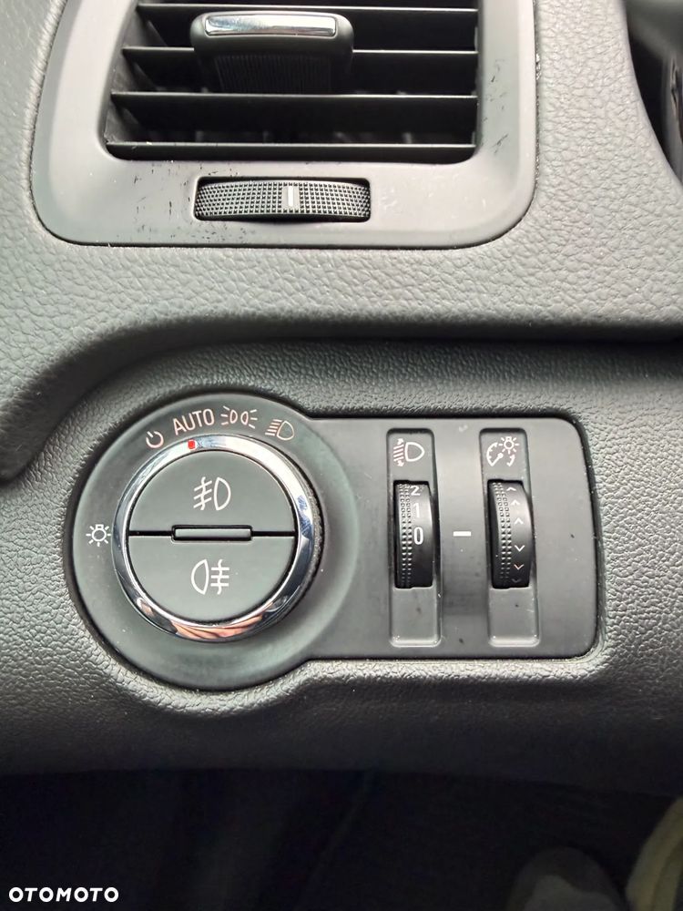 Opel Insignia 1.8 Edition - 17