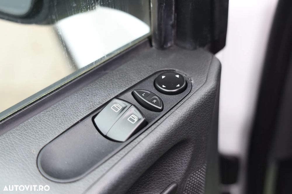 Mercedes-Benz Vito Kompakt CREW - 12