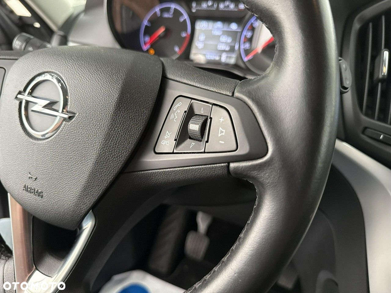 Opel Zafira - 25