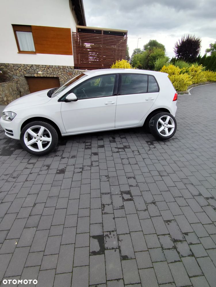 Volkswagen Golf 1.2 TSI BMT Trendline Perfectline - 8
