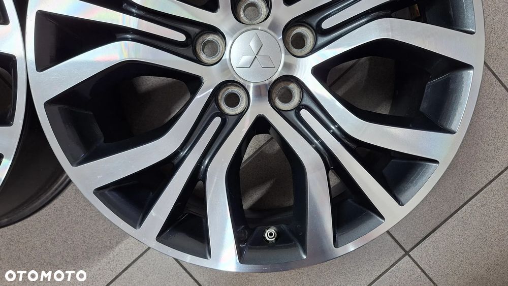 Felgi Aluminiowe 18 Mitsubishi Outlander III 5x114.3 ET 38 - 6