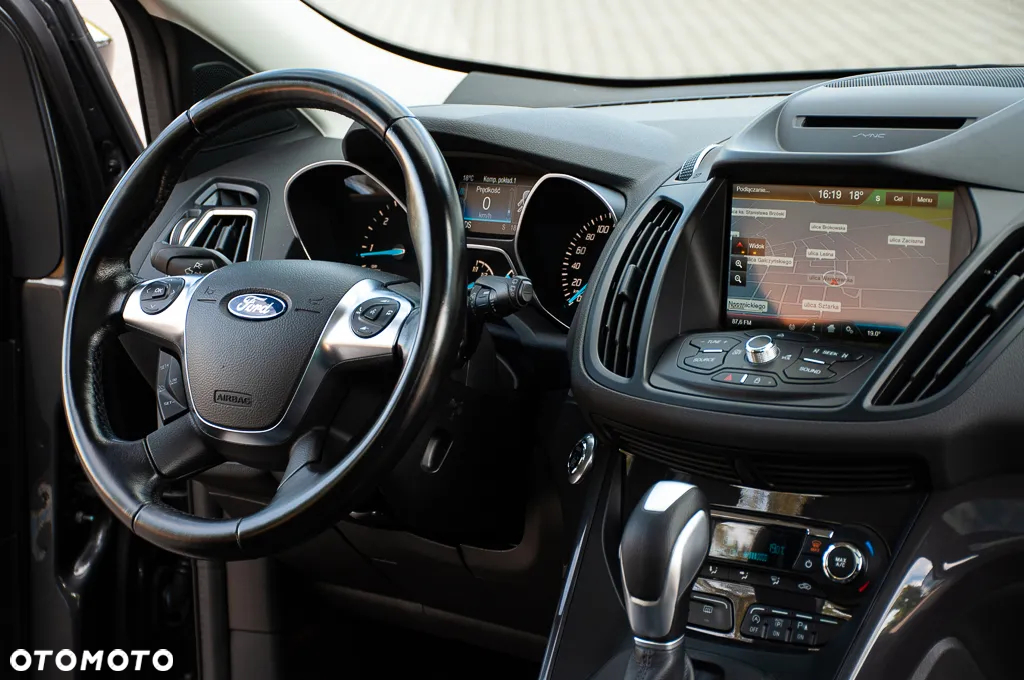 Ford Kuga 2.0 TDCi 4WD Titanium Plus - 26