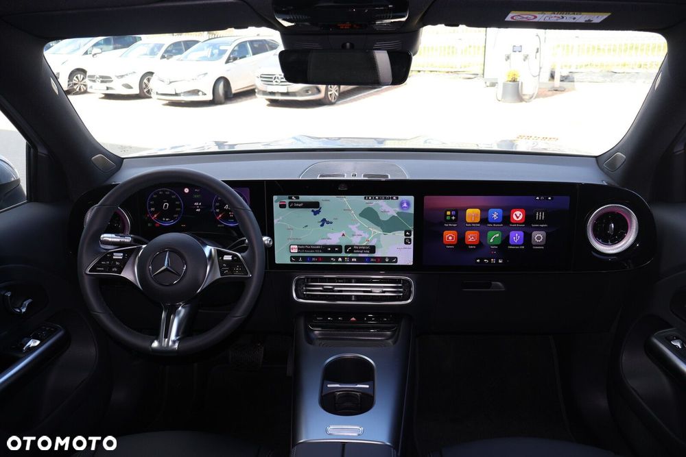 Mercedes-Benz GLB - 14