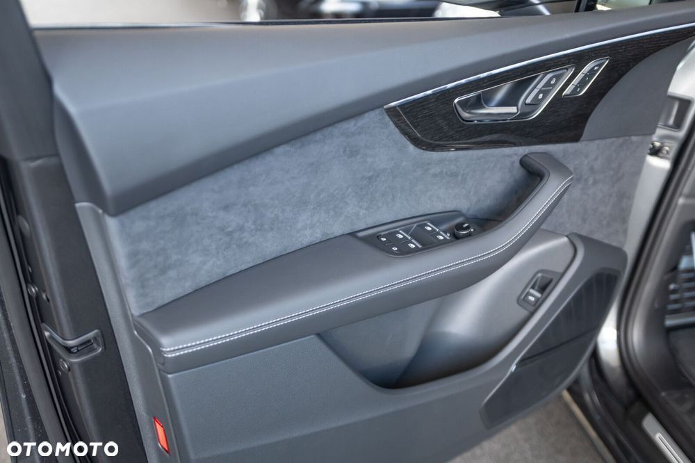Audi Q7 - 18