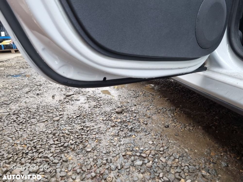 Usa Stanga Spate Dacia Duster Facelift 2013 - 2018 SUV 4 Usi Blanc Glacier 369 (1384) - 3