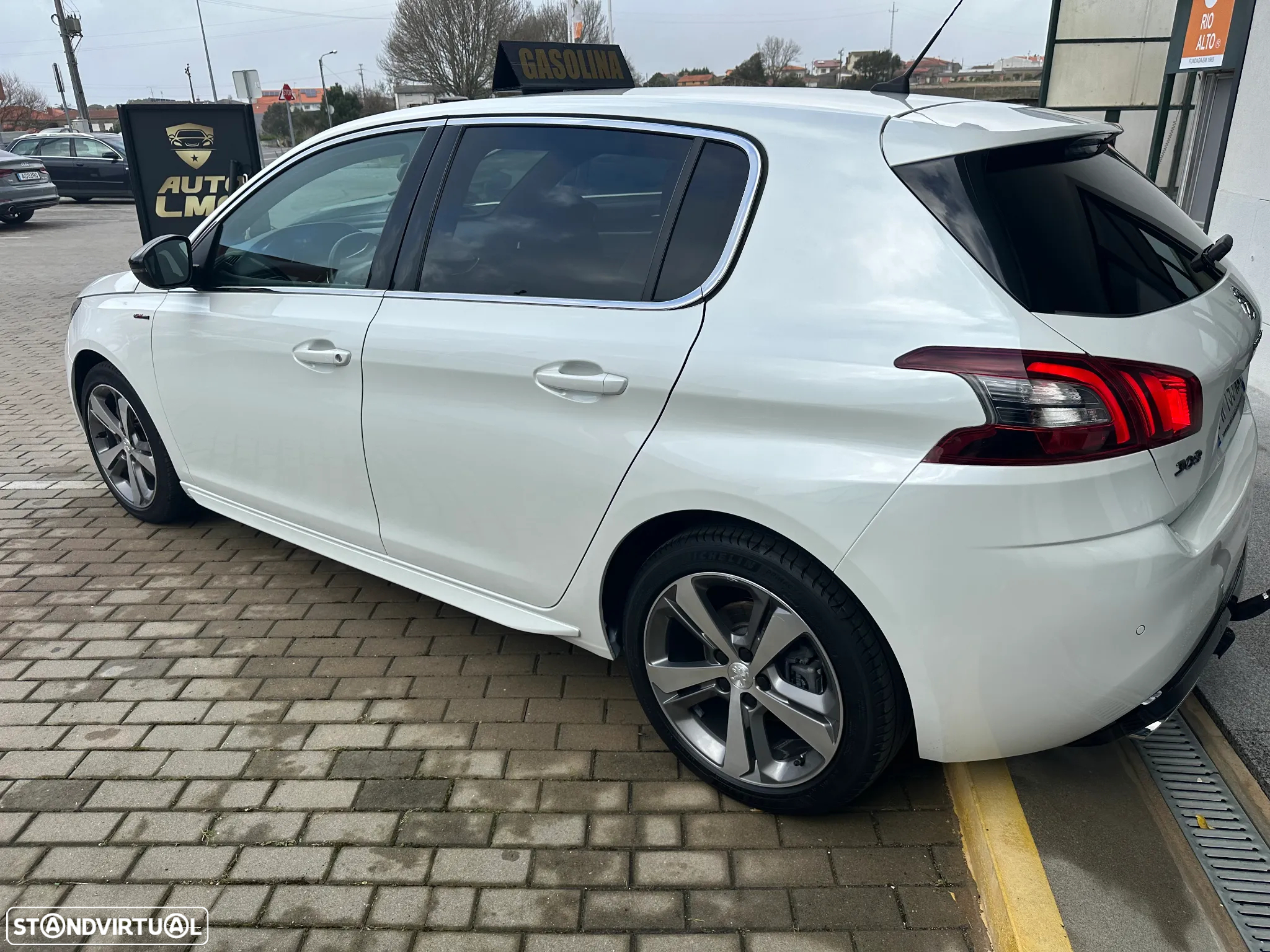 Peugeot 308 PureTech 130 EAT8 GT - 3