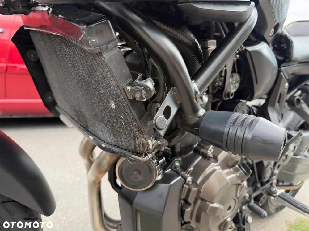 Yamaha MT - 24
