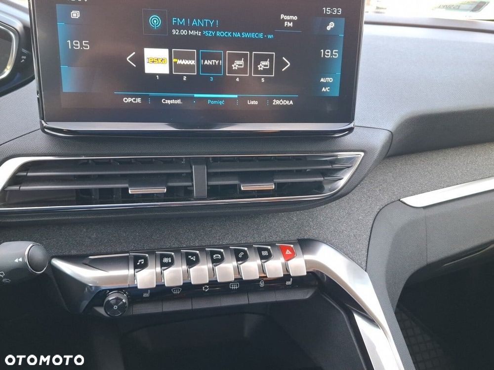 Peugeot 3008 1.2 PureTech Allure Pack S&S - 28