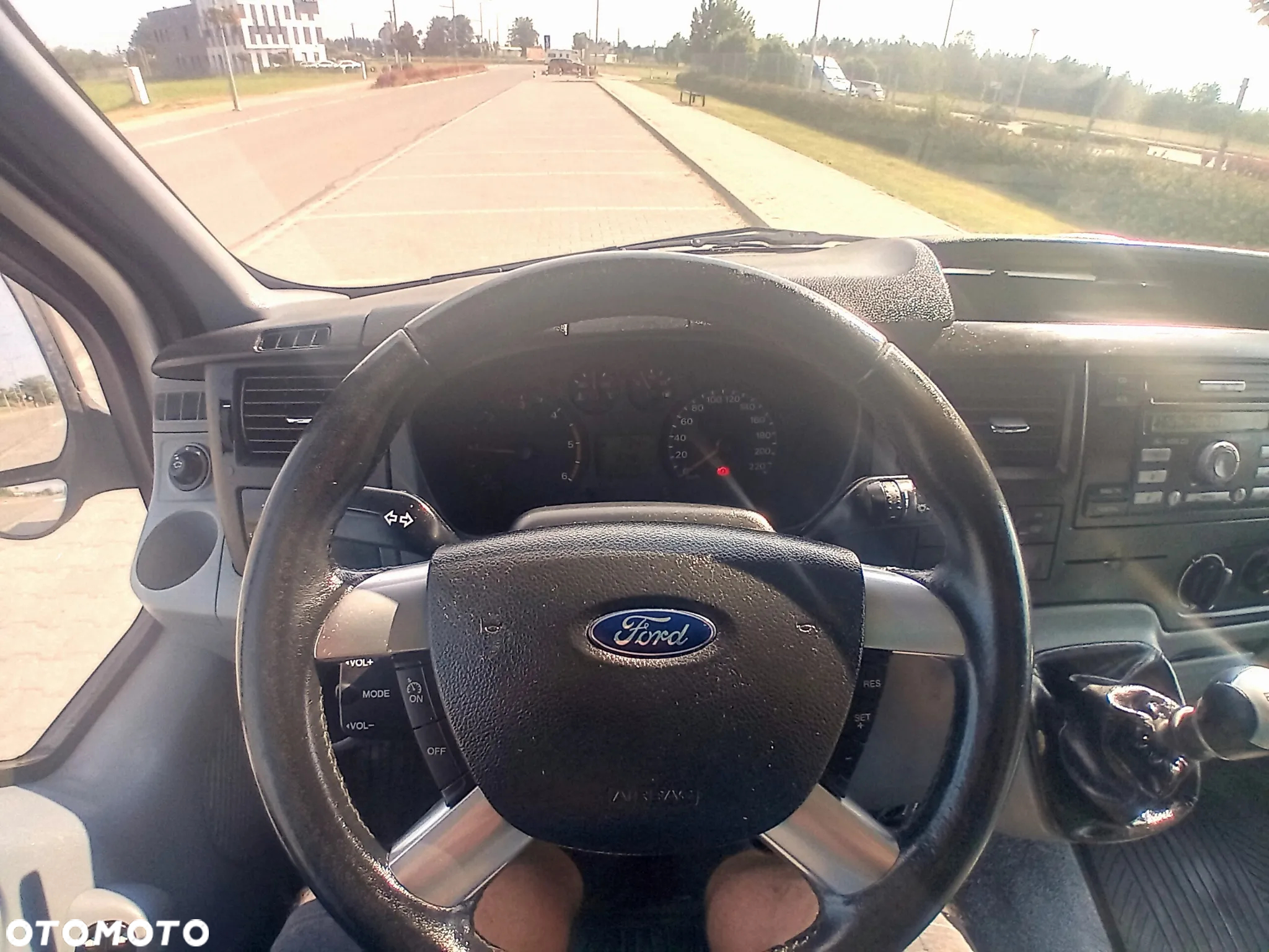 Ford Transit - 9