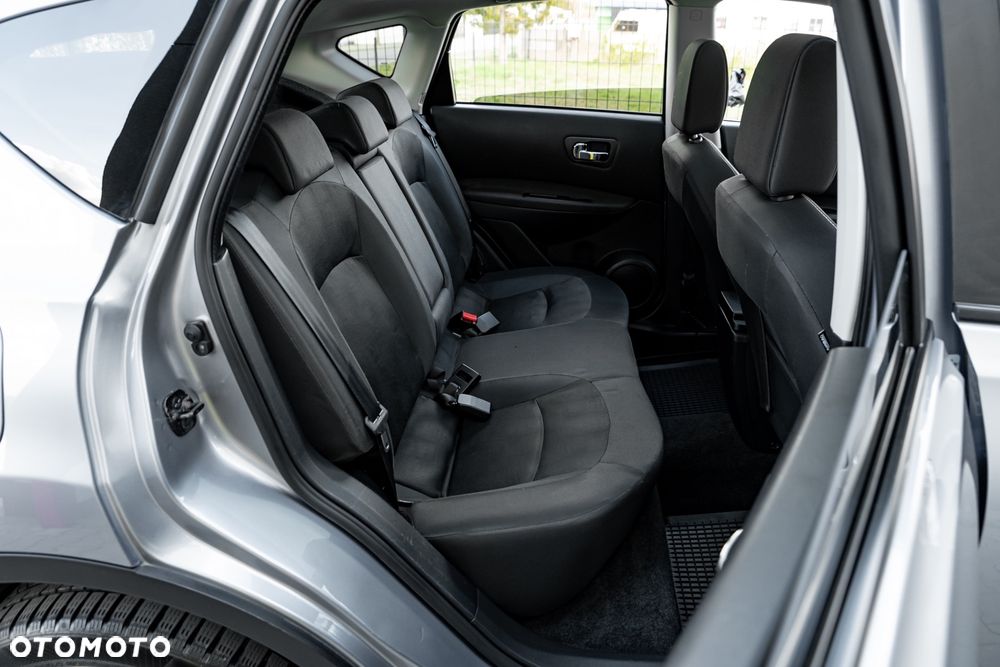 Nissan Qashqai 2.0 4x4 Tekna - 23