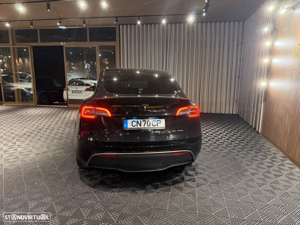 Tesla Model Y Long Range Dual Motor AWD - 5
