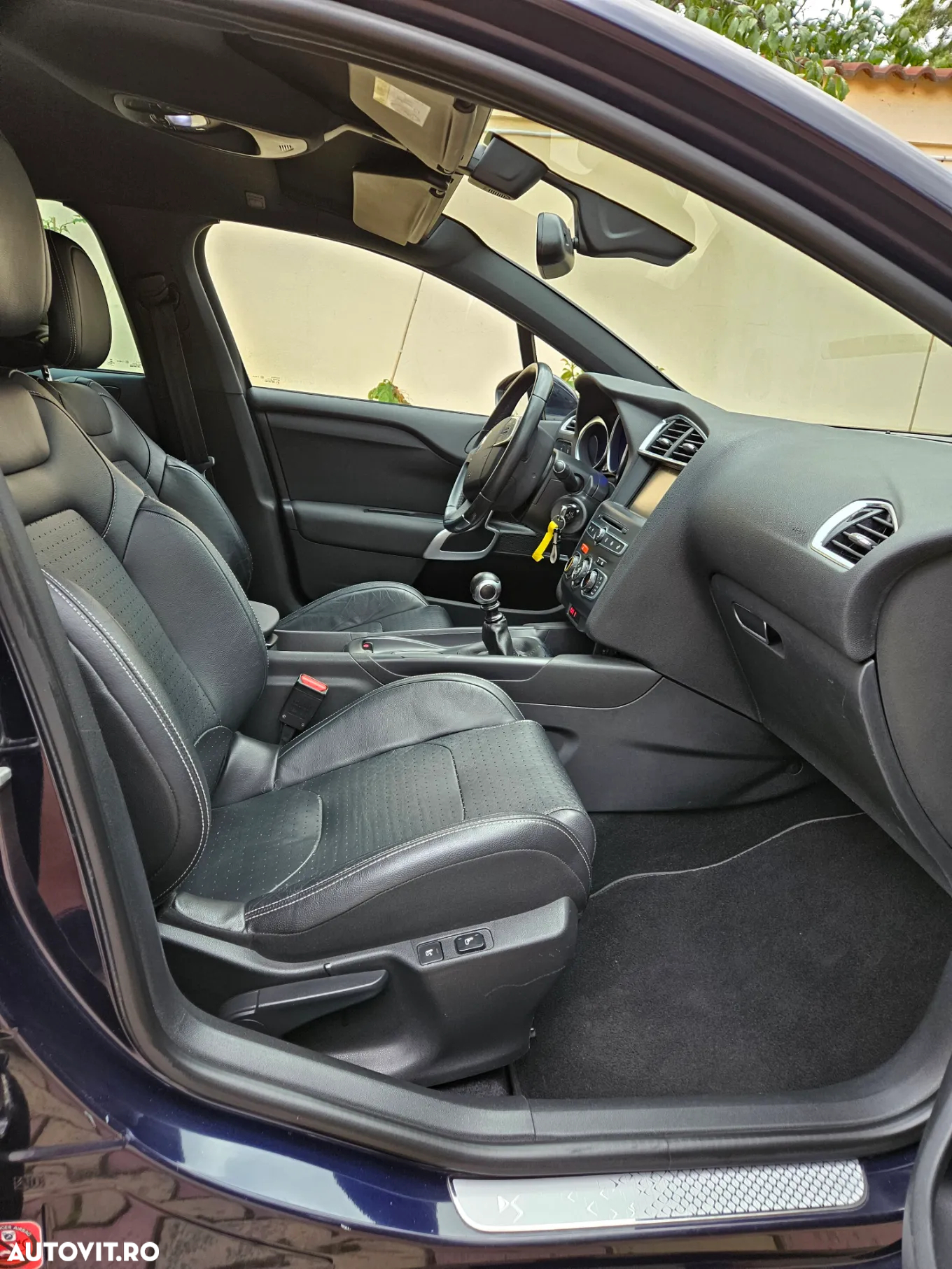DS Automobiles DS 4 - 10