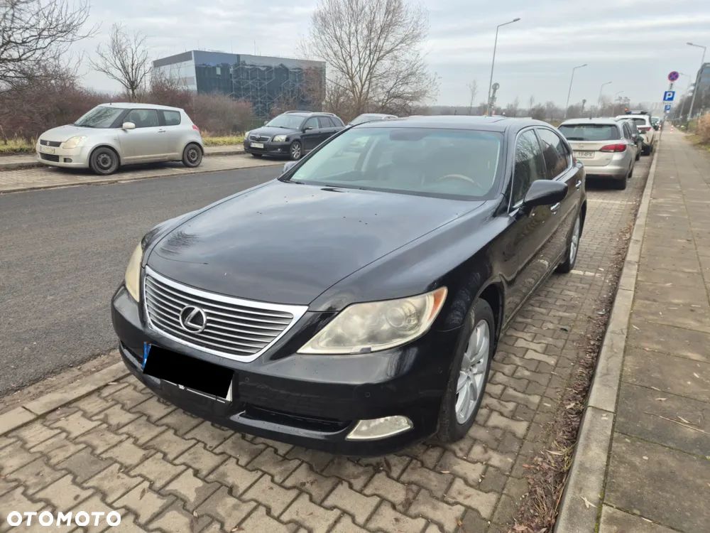 Lexus LS 460 Ambience Line + Impression Line - 2