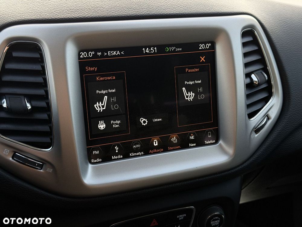 Jeep Compass - 30