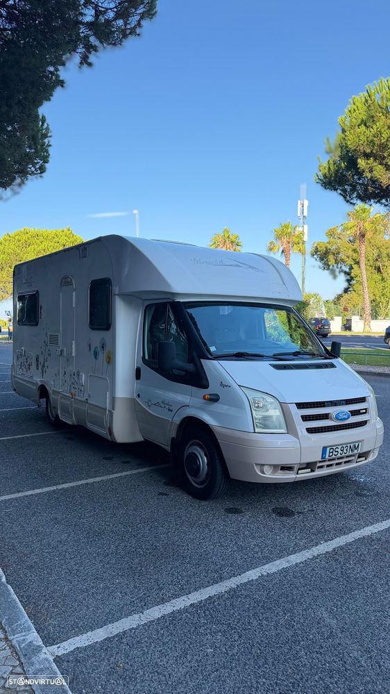 Ford Transit 2.2 - 1