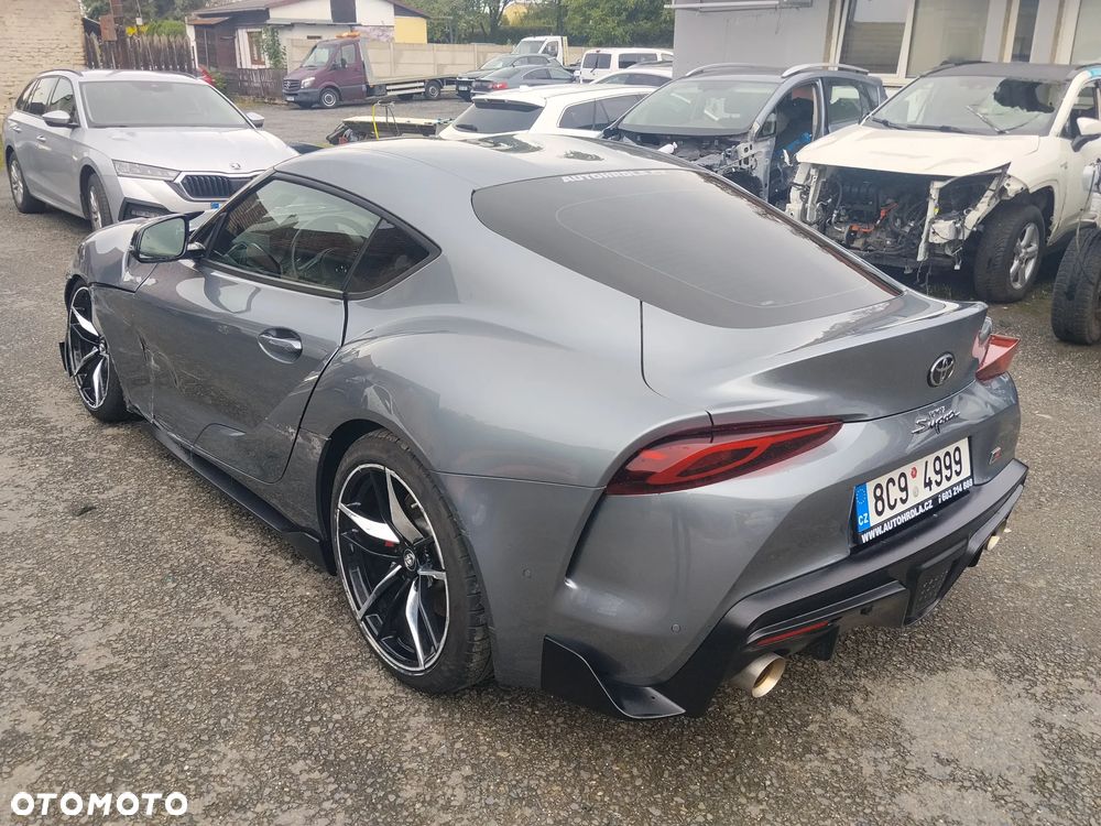 Toyota Supra - 4