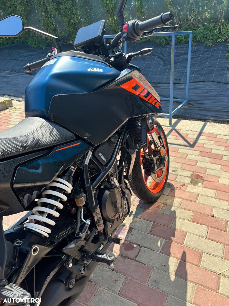 KTM 125 Duke - 2