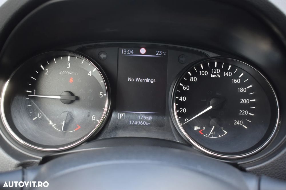 Nissan X-Trail 2.0D XTRONIC Start/Stop 4x4-i Tekna - 6