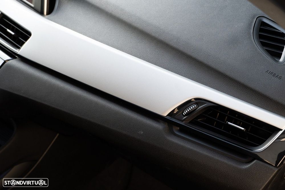 BMW X1 18 d sDrive Auto - 43