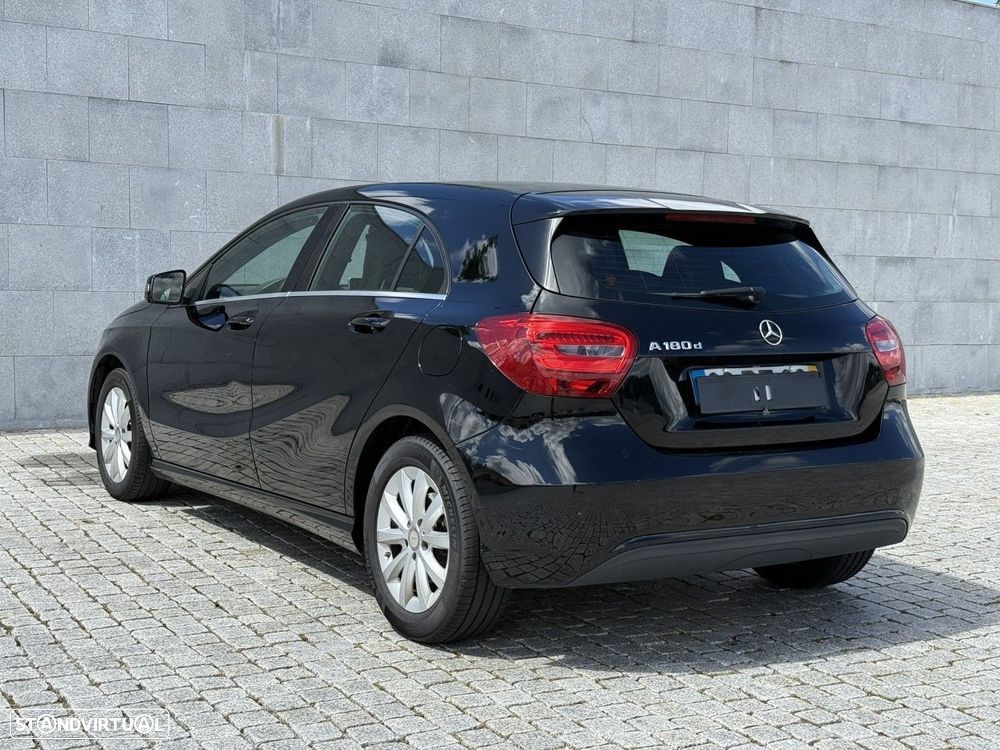 Mercedes-Benz A 180 d Urban - 4