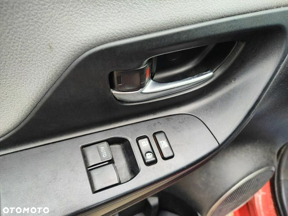 Toyota Yaris - 14