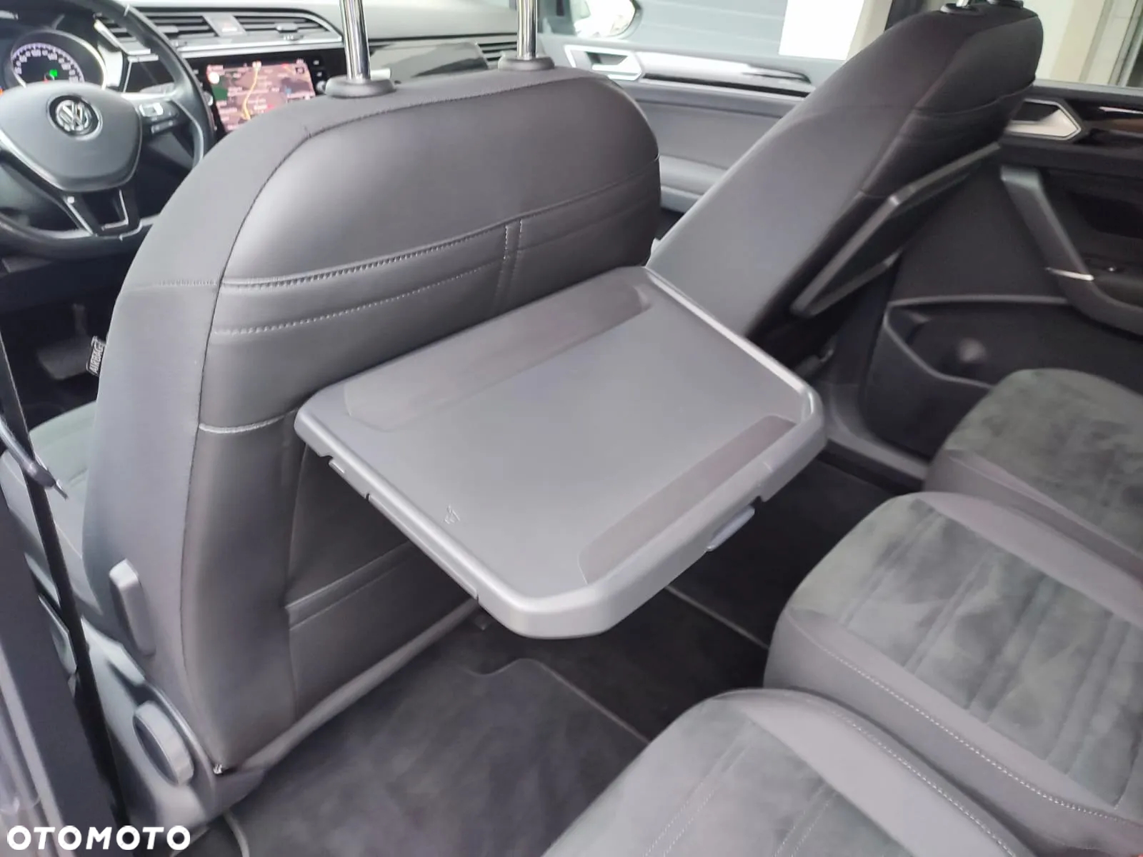 Volkswagen Touran 1.6 TDI SCR (BlueMotion Technology) DSG Comfortline - 17