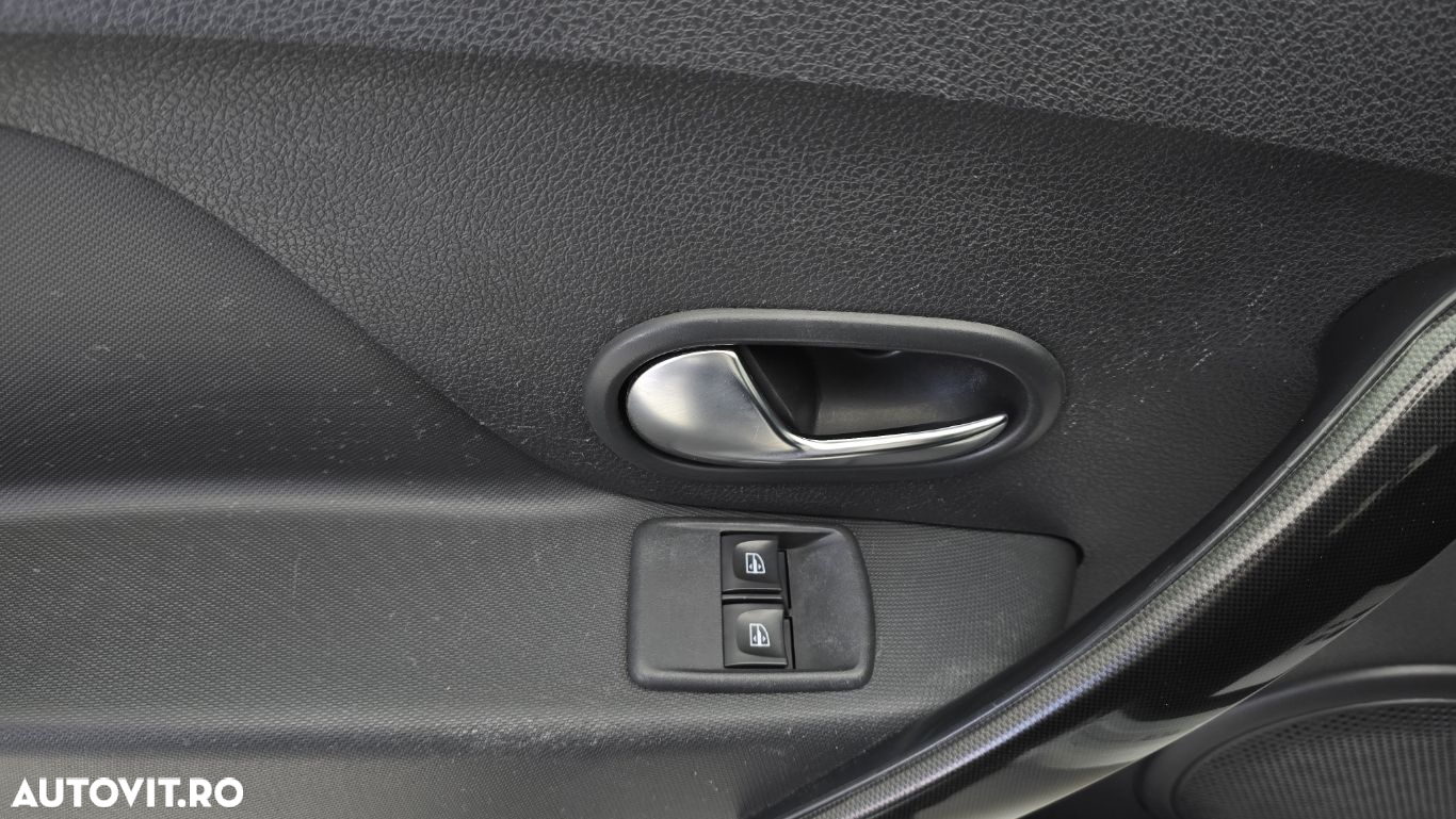 Dacia Logan 1.0 SCe Laureate - 11