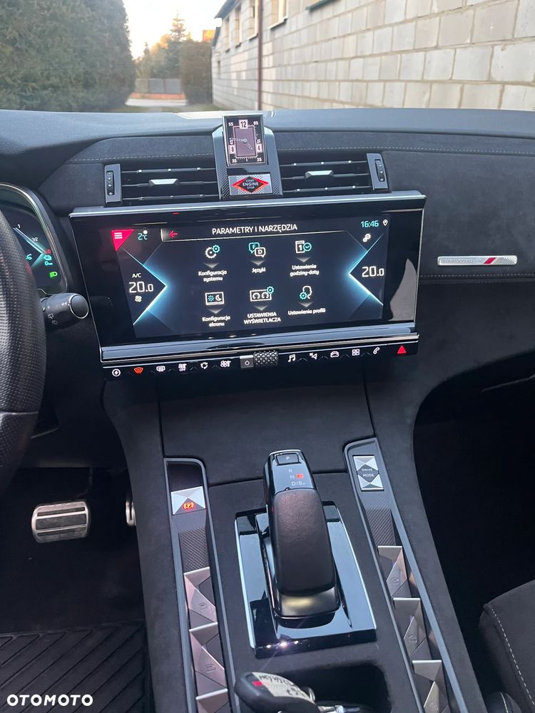 DS Automobiles DS 7 Crossback 1.6 E-Tense Performance Line + - 6