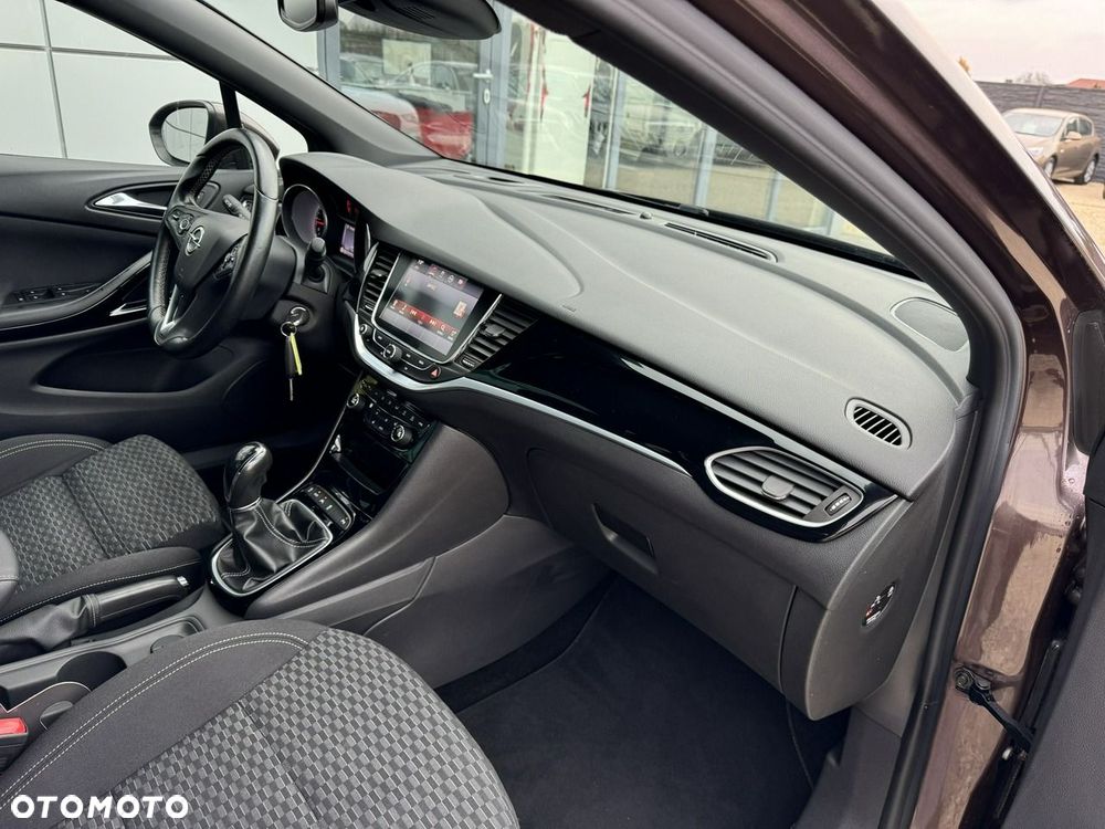 Opel Astra - 18