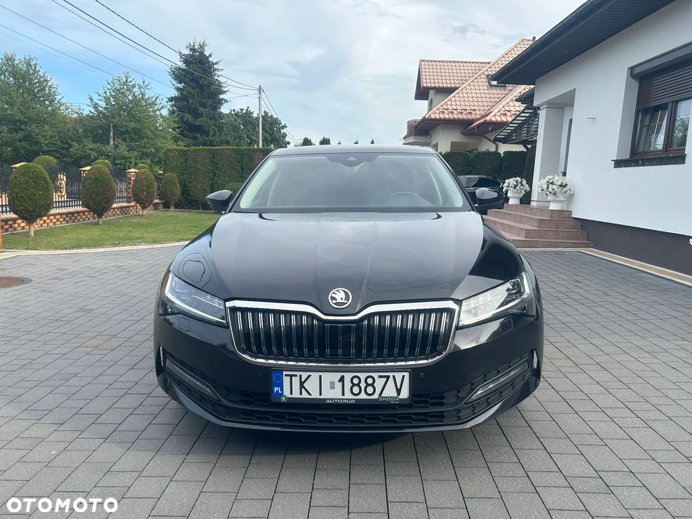 Skoda Superb 2021 photo 3