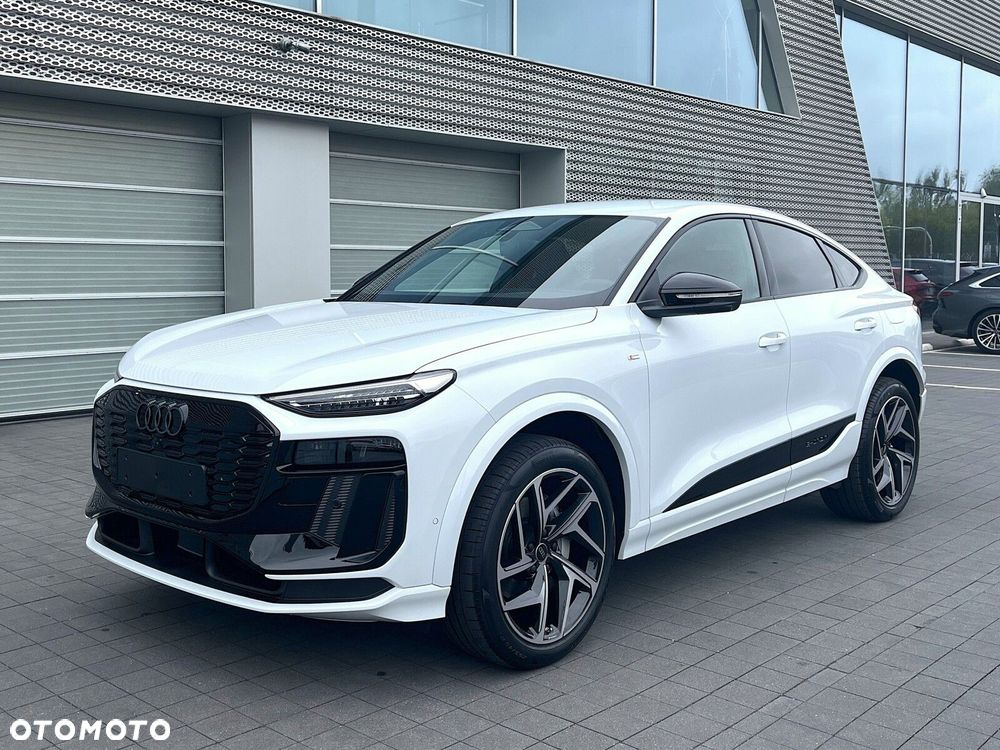Audi Q6 e-tron - 7