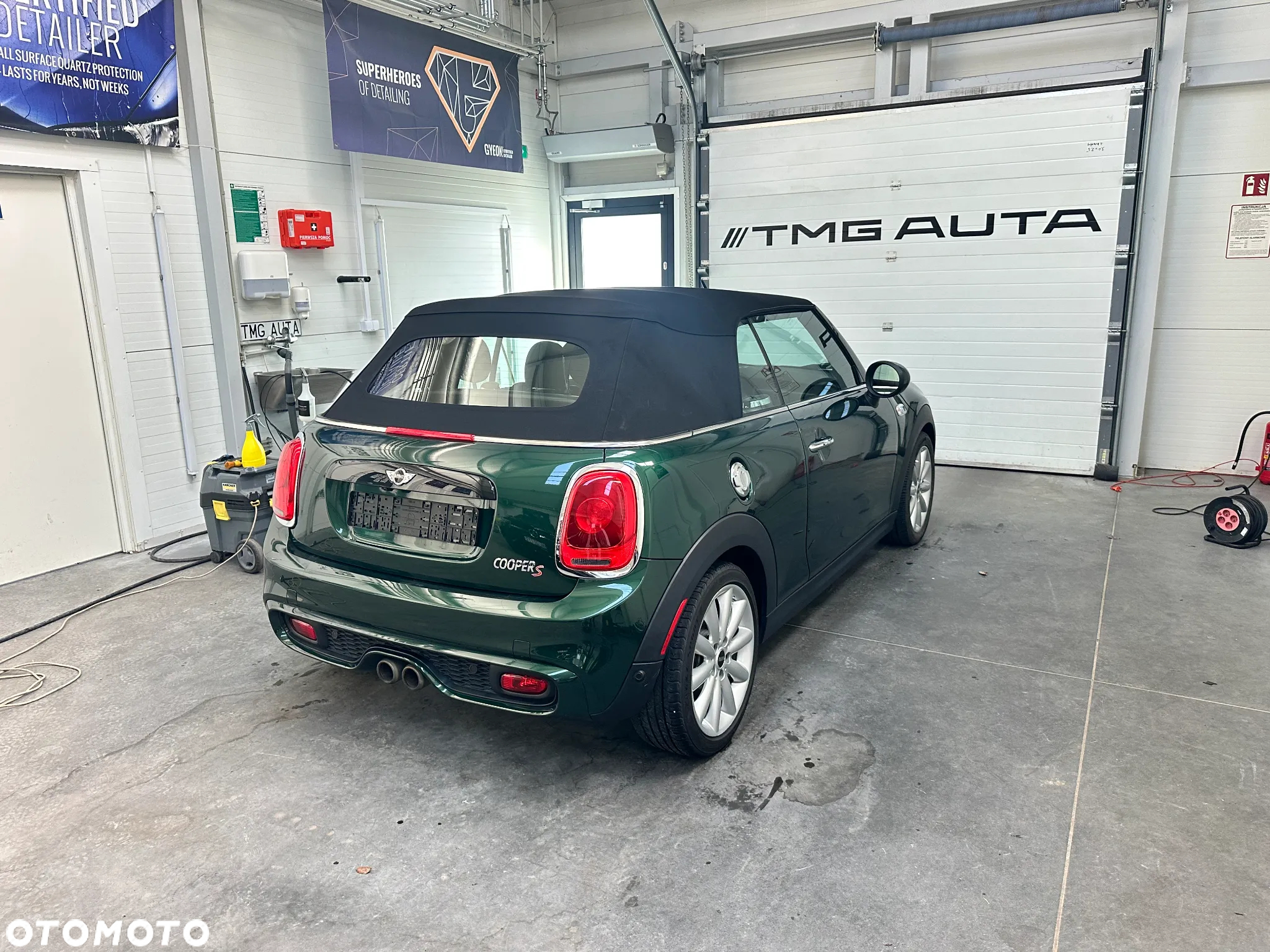 MINI Cooper S Cabrio - 2