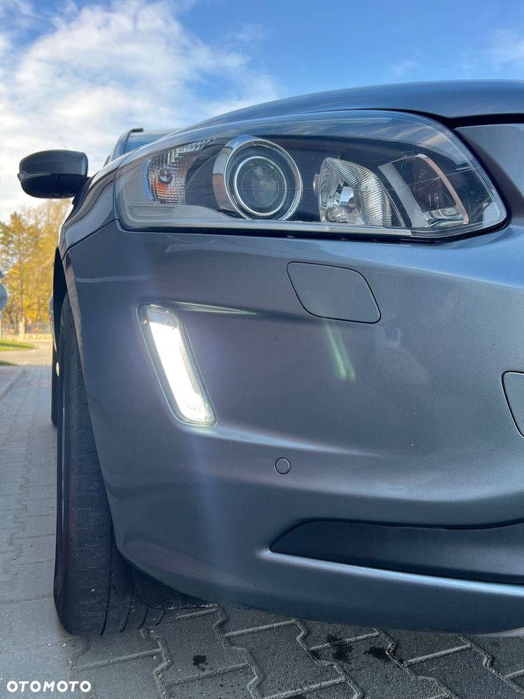 Volvo XC 60 D3 Geartronic Momentum - 10