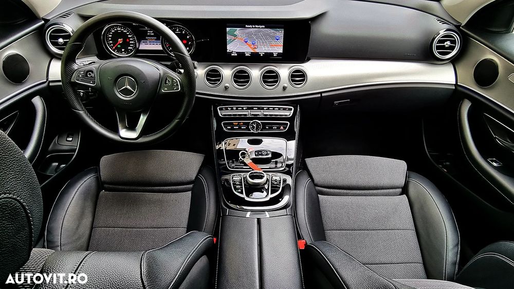 Mercedes-Benz E 200 9G-TRONIC Exclusive - 18