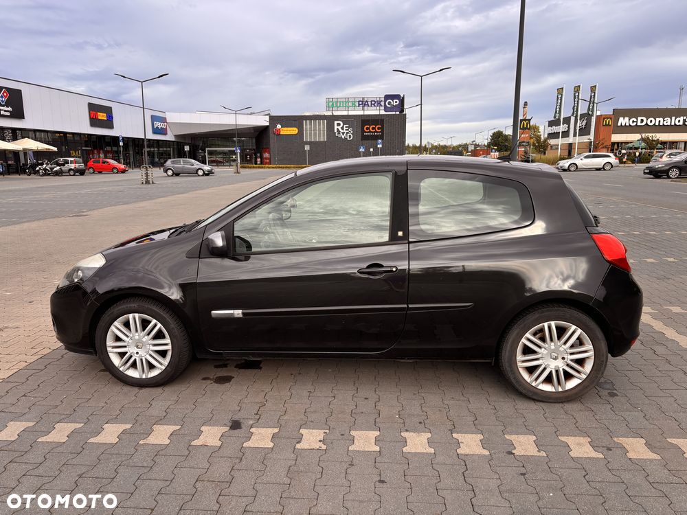 Renault Clio - 7