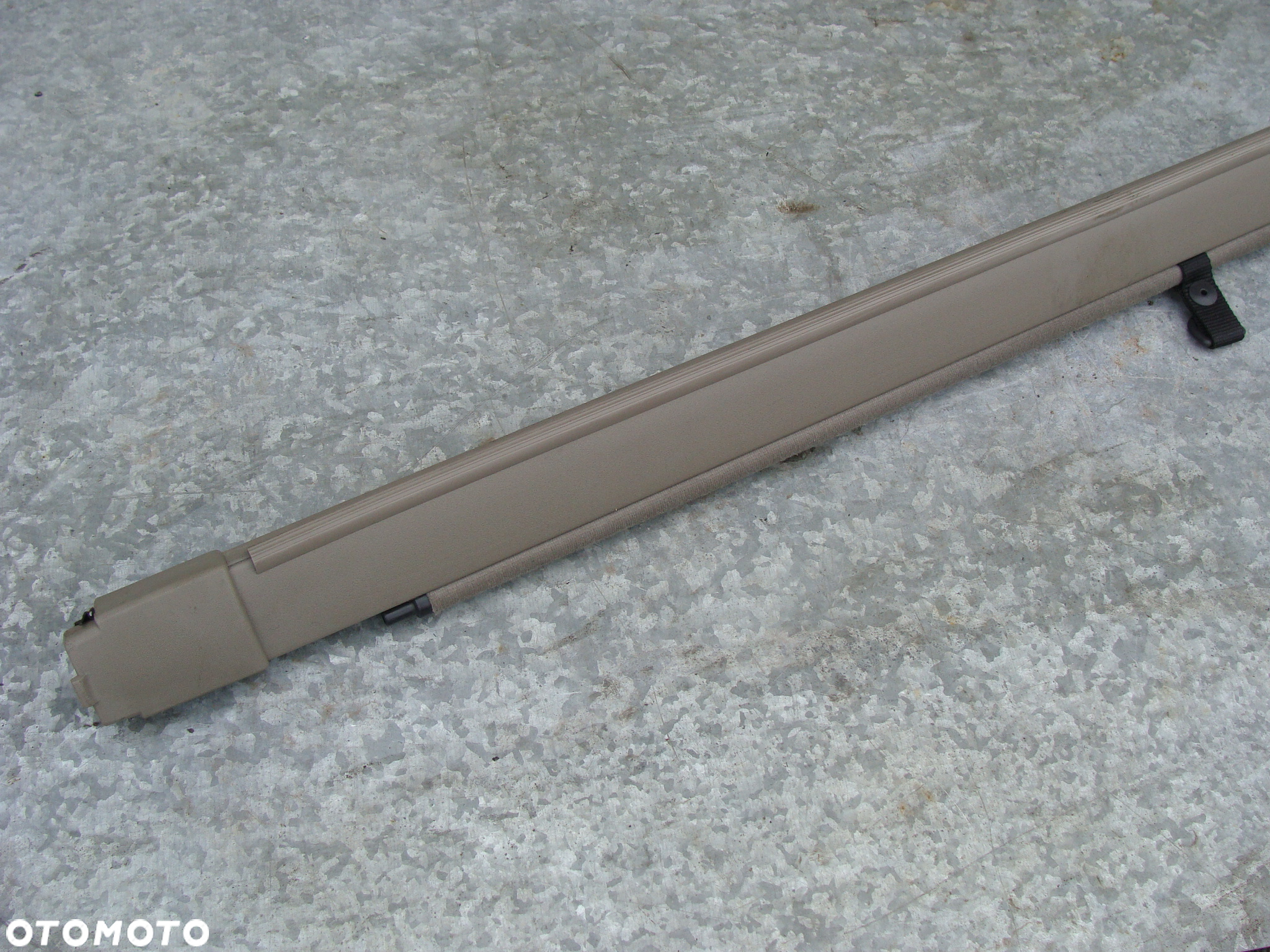RENAULT GRAND ESPACE IV ROLETA BAGAŻNIKA 8200351685 - 2