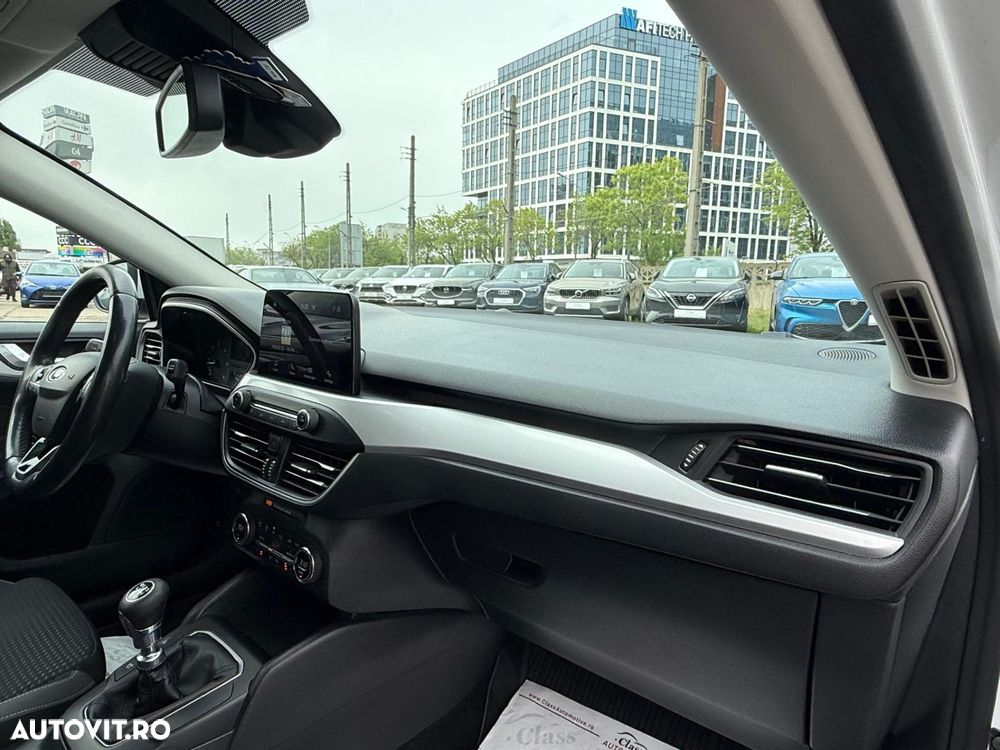 Ford Focus 1.5 EcoBlue Trend - 18