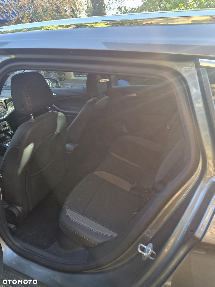 Opel Astra - 9